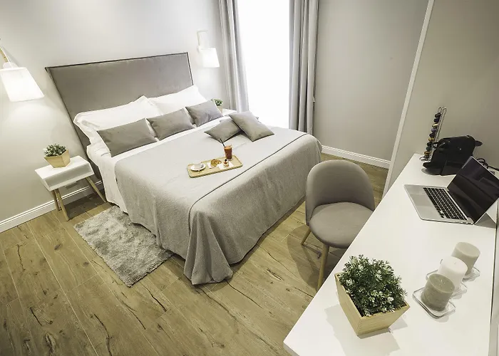 Konukevi Colonna Luxury