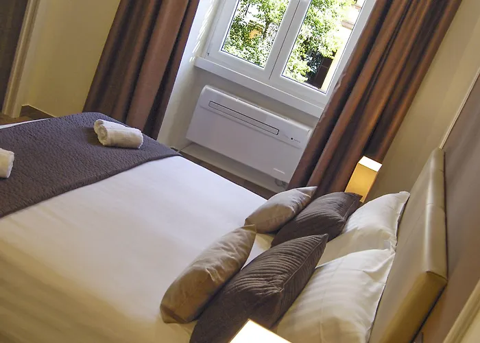 Konukevi Colonna Luxury Roma