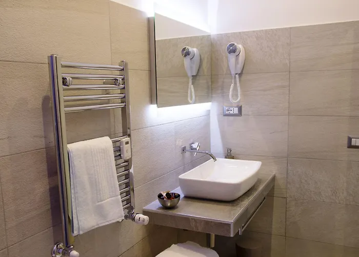 Konukevi Colonna Luxury 4*