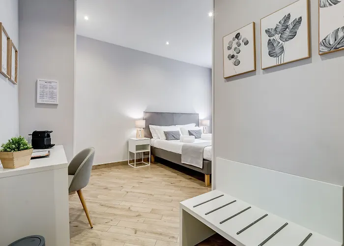 Konukevi Colonna Luxury
